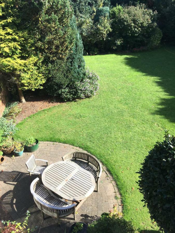 Westleigh Hotel Ashtead Kültér fotó